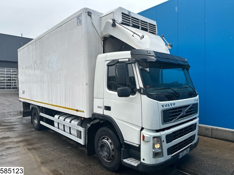 Volvo FM9 260 EURO 3, Thermoking - Camión frigorífico: foto 3 Volvo FM9 260 EURO 3, Thermoking - Camión frigorífico: foto 3