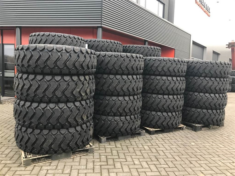 Banden/Reifen/Tires 17.5R25 EM LOADER XHA - Tyre - Neumáticos y llantas para Maquinaria de construcción: foto 2 Banden/Reifen/Tires 17.5R25 EM LOADER XHA - Tyre - Neumáticos y llantas para Maquinaria de construcción: foto 2