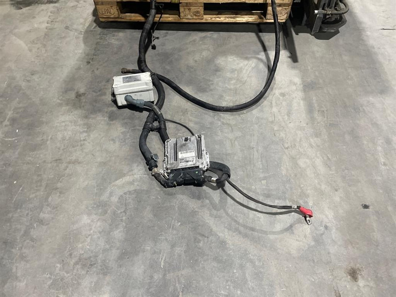 Deutz TD3.6L4 - Motor para Maquinaria de construcción: foto 2 Deutz TD3.6L4 - Motor para Maquinaria de construcción: foto 2