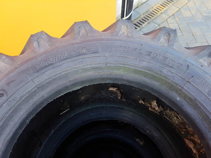 Everest 10.0/75-15.3 - Tire/Reifen/Band - Neumático para Maquinaria de construcción: foto 4 Everest 10.0/75-15.3 - Tire/Reifen/Band - Neumático para Maquinaria de construcción: foto 4