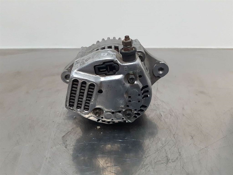Kubota 12V 30A - Alternator/Lichtmaschine/Dynamo - Motor para Maquinaria de construcción: foto 5 Kubota 12V 30A - Alternator/Lichtmaschine/Dynamo - Motor para Maquinaria de construcción: foto 5