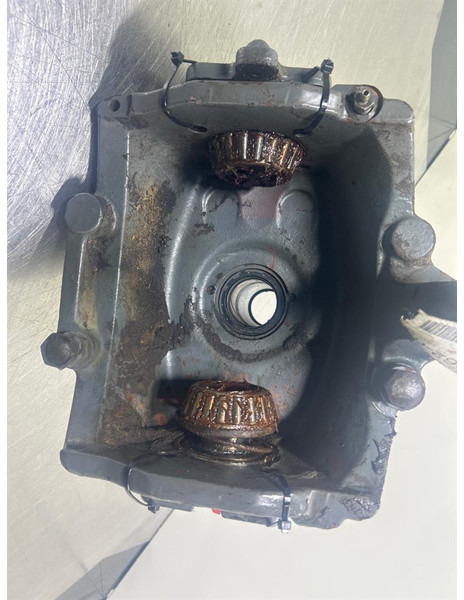 Liebherr 10472933 - Eje y piezas para Maquinaria de construcción: foto 5 Liebherr 10472933 - Eje y piezas para Maquinaria de construcción: foto 5