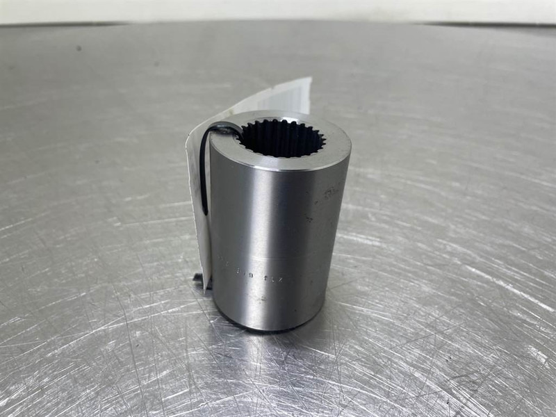 Liebherr L514-7017300-ZF 4472319132-Profile bushing/Bus - Eje y piezas para Maquinaria de construcción: foto 2 Liebherr L514-7017300-ZF 4472319132-Profile bushing/Bus - Eje y piezas para Maquinaria de construcción: foto 2