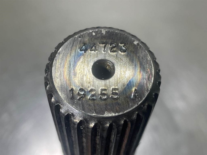 Liebherr L514-7621859-ZF 4472319255-Joint shaft/Steckwelle - Eje y piezas para Maquinaria de construcción: foto 5 Liebherr L514-7621859-ZF 4472319255-Joint shaft/Steckwelle - Eje y piezas para Maquinaria de construcción: foto 5