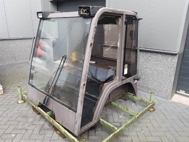 Manitou MLA627 - Cabin/Kabine/Cabine - Cabina e interior para Maquinaria de construcción: foto 3 Manitou MLA627 - Cabin/Kabine/Cabine - Cabina e interior para Maquinaria de construcción: foto 3