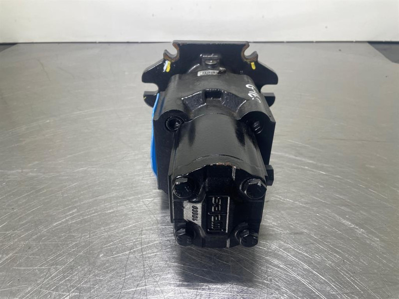 Manitou MLT635/733/737/741-52736886-Gearpump/Zahnradpumpe - Hidráulica para Maquinaria de construcción: foto 3 Manitou MLT635/733/737/741-52736886-Gearpump/Zahnradpumpe - Hidráulica para Maquinaria de construcción: foto 3