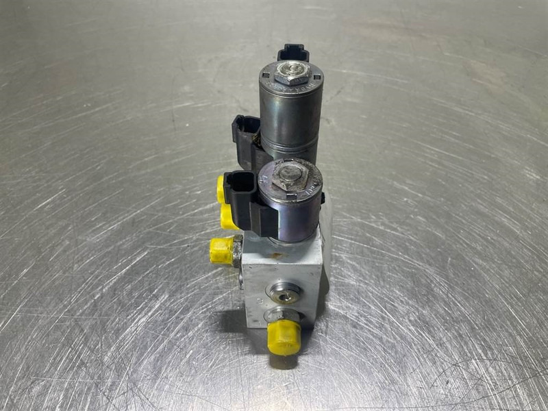 Mecalac 12MTX-6090387-Servo valve/Servoventil/Servoventiel - Hidráulica para Maquinaria de construcción: foto 3 Mecalac 12MTX-6090387-Servo valve/Servoventil/Servoventiel - Hidráulica para Maquinaria de construcción: foto 3