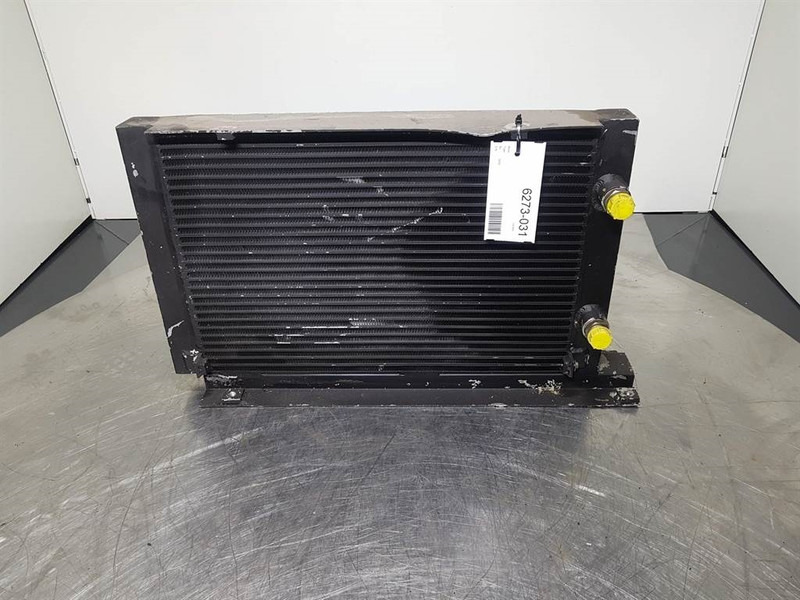 Nissens 170403300 - Oil Cooler/Kühler/Koeler - Motor y piezas para Maquinaria de construcción: foto 1 Nissens 170403300 - Oil Cooler/Kühler/Koeler - Motor y piezas para Maquinaria de construcción: foto 1