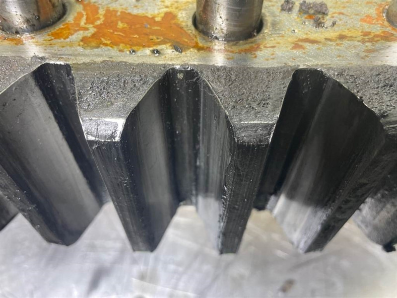 Sennebogen 835E-127775-Slewing ring/Drehkranz/Draaikrans - Bastidor/ Chasis para Maquinaria de construcción: foto 5 Sennebogen 835E-127775-Slewing ring/Drehkranz/Draaikrans - Bastidor/ Chasis para Maquinaria de construcción: foto 5