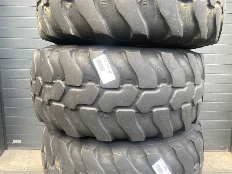 Terex AL80-Dunlop 405/70R18 (15.5/70R18)-Tire/Reifen - Neumáticos y llantas para Maquinaria de construcción: foto 3 Terex AL80-Dunlop 405/70R18 (15.5/70R18)-Tire/Reifen - Neumáticos y llantas para Maquinaria de construcción: foto 3