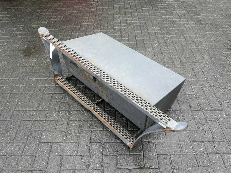 Terex TW150-6105515/6105516-Stair panel/Trittstufen - Bastidor/ Chasis para Maquinaria de construcción: foto 1 Terex TW150-6105515/6105516-Stair panel/Trittstufen - Bastidor/ Chasis para Maquinaria de construcción: foto 1