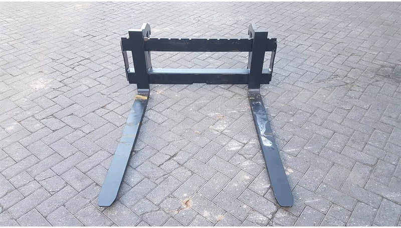 Volvo L30/L35-2,5T-Forks/Palletgabeln/Palletvorken - Horquillas para Maquinaria de construcción: foto 4 Volvo L30/L35-2,5T-Forks/Palletgabeln/Palletvorken - Horquillas para Maquinaria de construcción: foto 4