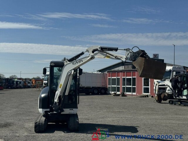 Kubota Kubota KX027-4 GL Verstellausleger + Powertilt - Miniexcavadora: foto 3 Kubota Kubota KX027-4 GL Verstellausleger + Powertilt - Miniexcavadora: foto 3