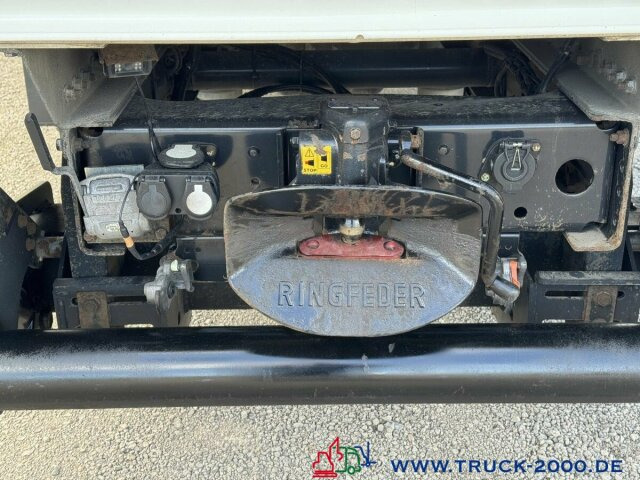 MAN TGL 12.250 LBW Großes Haus AHK Klima Standhzg. - Camión caja cerrada: foto 3 MAN TGL 12.250 LBW Großes Haus AHK Klima Standhzg. - Camión caja cerrada: foto 3