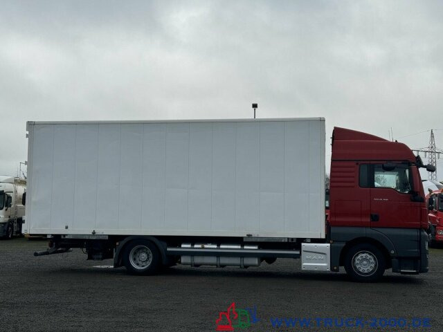 MAN TGX 18.360 Koffer XL Haus Bett Standhzg 277TKM - Camión caja cerrada: foto 3 MAN TGX 18.360 Koffer XL Haus Bett Standhzg 277TKM - Camión caja cerrada: foto 3