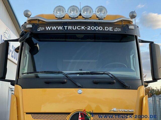 Mercedes-Benz Actros 2545 Silo 31m³ Getreide Staub Rieselgüter - Camión cisterna: foto 5 Mercedes-Benz Actros 2545 Silo 31m³ Getreide Staub Rieselgüter - Camión cisterna: foto 5