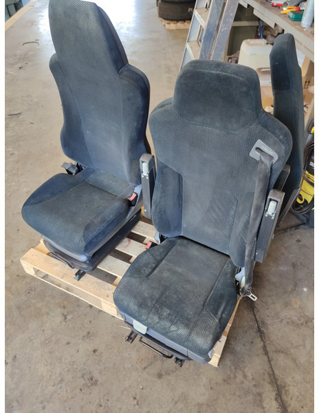 MAN Stoel Zetel MAN TGA / TGS/ TGL / TGX - Asiento para Camión: foto 1 MAN Stoel Zetel MAN TGA / TGS/ TGL / TGX - Asiento para Camión: foto 1