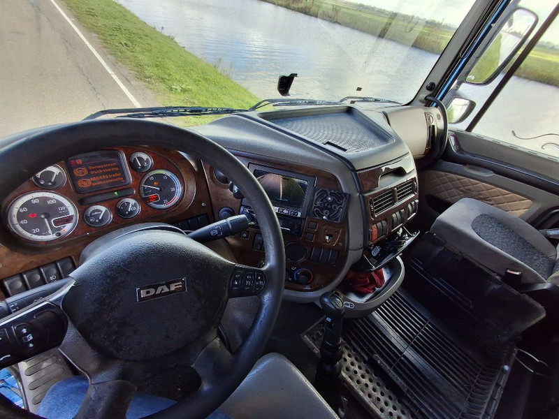 DAF XF 105.410 MANUAL GEARBOX - Cabeza tractora: foto 2 DAF XF 105.410 MANUAL GEARBOX - Cabeza tractora: foto 2