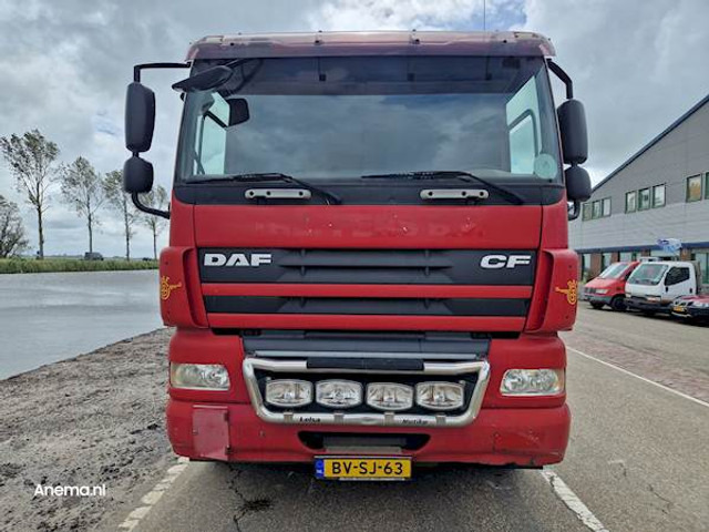 DAF CF 85 8X2 360 - Camión con equipo de cable: foto 2 DAF CF 85 8X2 360 - Camión con equipo de cable: foto 2