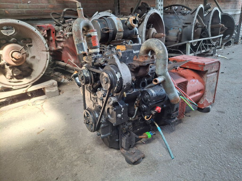 Komatsu 3D72-F2HA - Motor: foto 1 Komatsu 3D72-F2HA - Motor: foto 1
