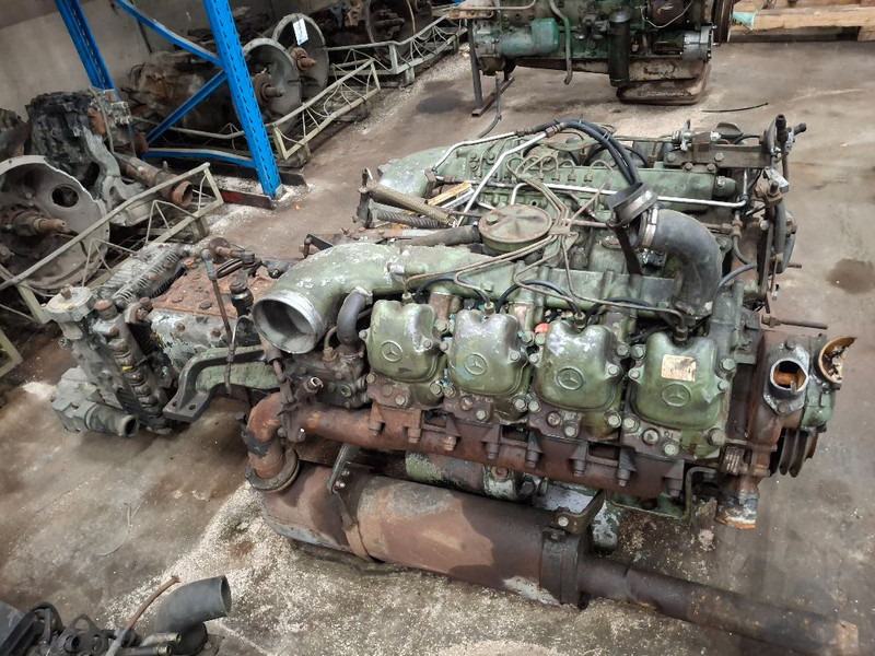 Mercedes-Benz OM422 - Motor: foto 3 Mercedes-Benz OM422 - Motor: foto 3