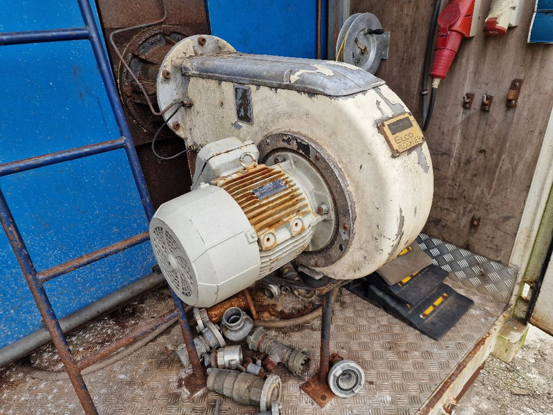 Koks Low pressure warm water unit with generator - Bomba de refrigerante: foto 5 Koks Low pressure warm water unit with generator - Bomba de refrigerante: foto 5