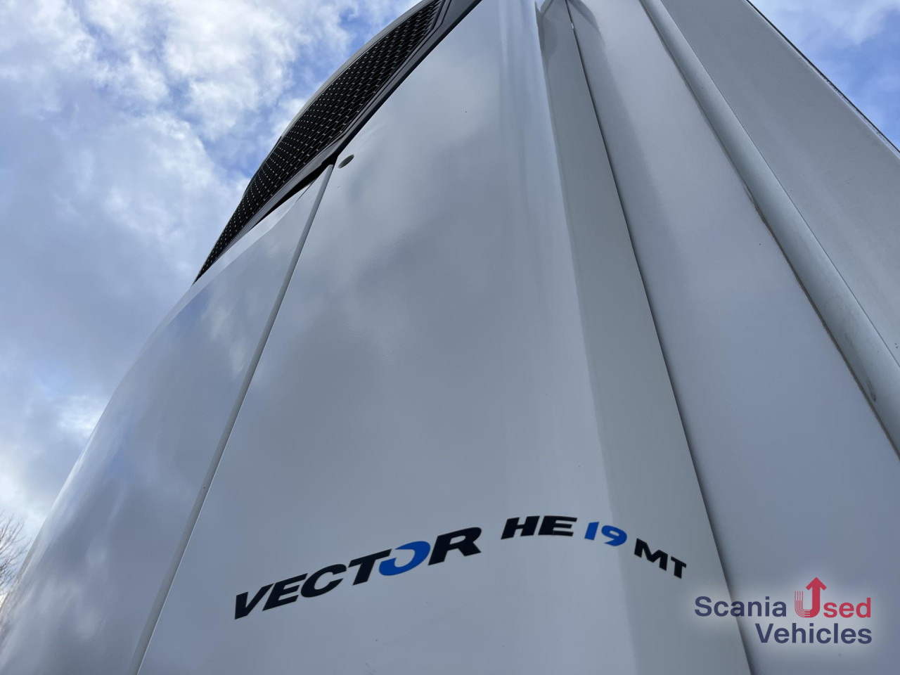 LAMBERET LAMBERET SR2L FRIGO CARRIER VECTOR19 MT -30 6X - Remolque frigorífico: foto 3 LAMBERET LAMBERET SR2L FRIGO CARRIER VECTOR19 MT -30 6X - Remolque frigorífico: foto 3