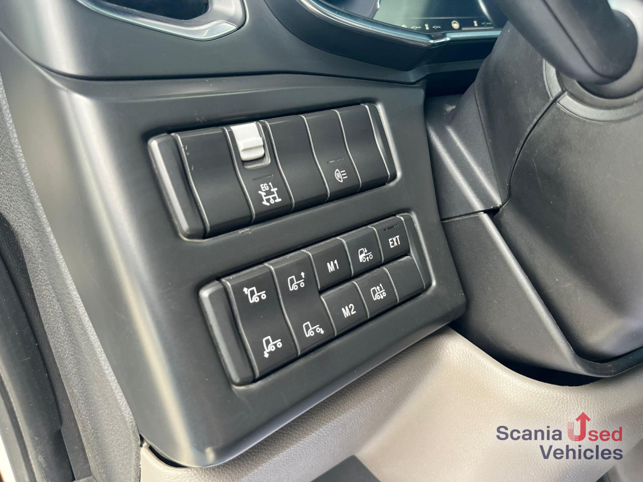 SCANIA R 500 B6x2NB HOOKLIFT 20T RETARDER FULL-AIR 9T - Camión chasis: foto 4 SCANIA R 500 B6x2NB HOOKLIFT 20T RETARDER FULL-AIR 9T - Camión chasis: foto 4