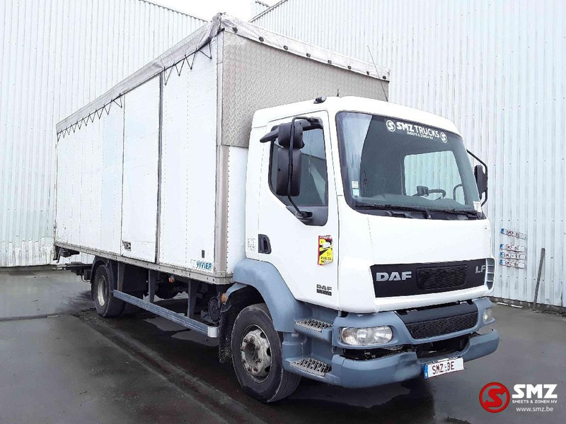 DAF 55 LF 220 - Camión caja cerrada: foto 1 DAF 55 LF 220 - Camión caja cerrada: foto 1