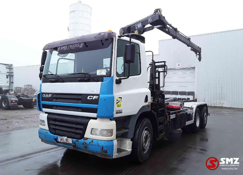 DAF 85 CF 340 Hiab 122B2 +remote - Camión portacontenedore/ Intercambiable, Camión grúa: foto 3 DAF 85 CF 340 Hiab 122B2 +remote - Camión portacontenedore/ Intercambiable, Camión grúa: foto 3