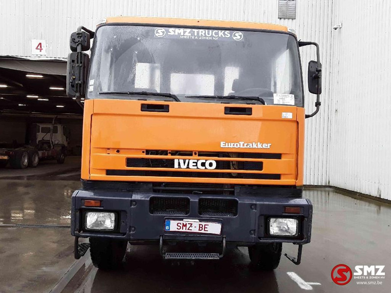 Iveco Trakker 260 E 34 6x4 francais - Camión portacontenedore/ Intercambiable: foto 2 Iveco Trakker 260 E 34 6x4 francais - Camión portacontenedore/ Intercambiable: foto 2