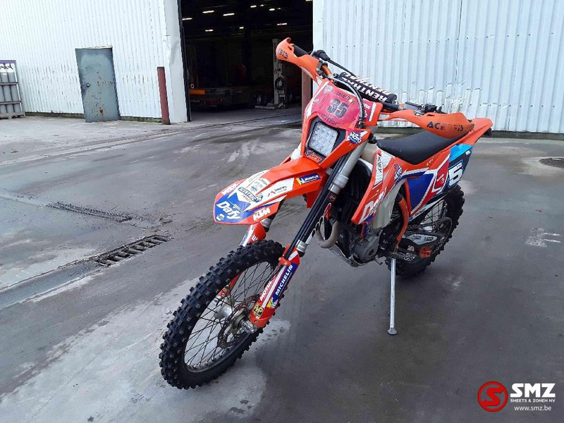 KTM KTM 250 - Motocicleta: foto 3 KTM KTM 250 - Motocicleta: foto 3