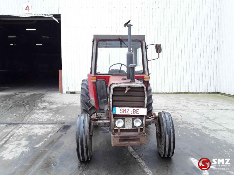 Massey Ferguson 560 - Tractor: foto 2 Massey Ferguson 560 - Tractor: foto 2