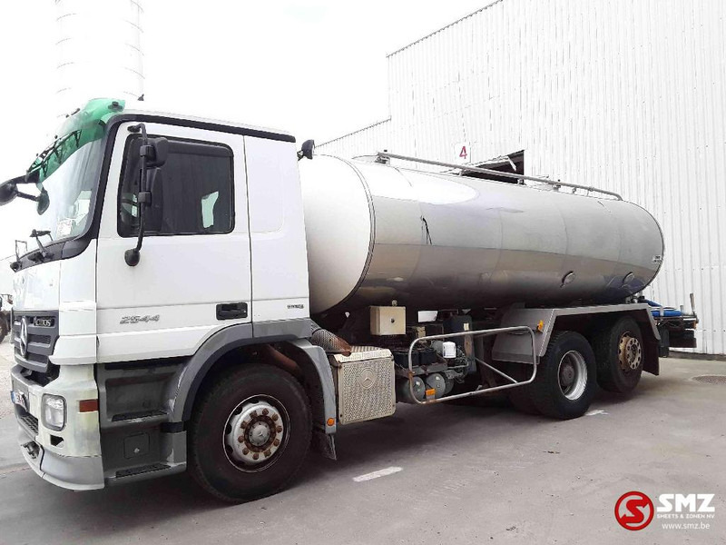 Mercedes-Benz Actros 2544 inox tank - 15.000 liter - retarder - Camión cisterna: foto 5 Mercedes-Benz Actros 2544 inox tank - 15.000 liter - retarder - Camión cisterna: foto 5
