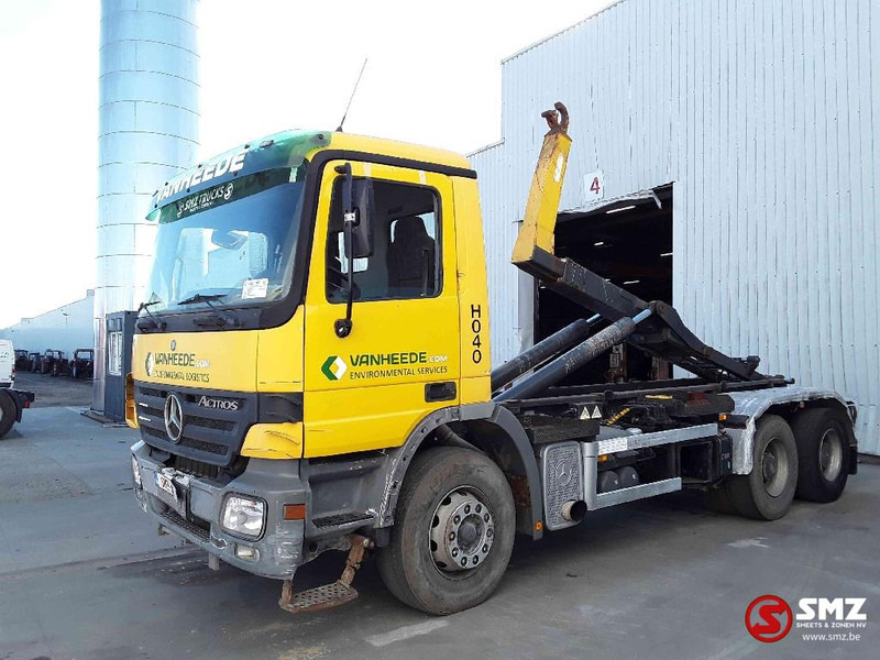 Mercedes-Benz Actros 2636 6x4 steel lames 3x - Camión portacontenedore/ Intercambiable: foto 3 Mercedes-Benz Actros 2636 6x4 steel lames 3x - Camión portacontenedore/ Intercambiable: foto 3