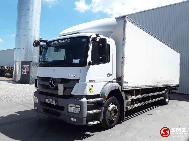 Mercedes-Benz Axor 1829 manual airco - Camión caja cerrada: foto 3 Mercedes-Benz Axor 1829 manual airco - Camión caja cerrada: foto 3