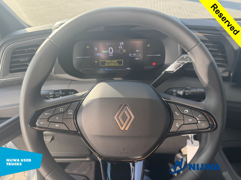 Furgoneta, Furgoneta eléctrica Renault Master E-Tech 145 L3H1 platform cabine: foto 9 Furgoneta, Furgoneta eléctrica Renault Master E-Tech 145 L3H1 platform cabine: foto 9