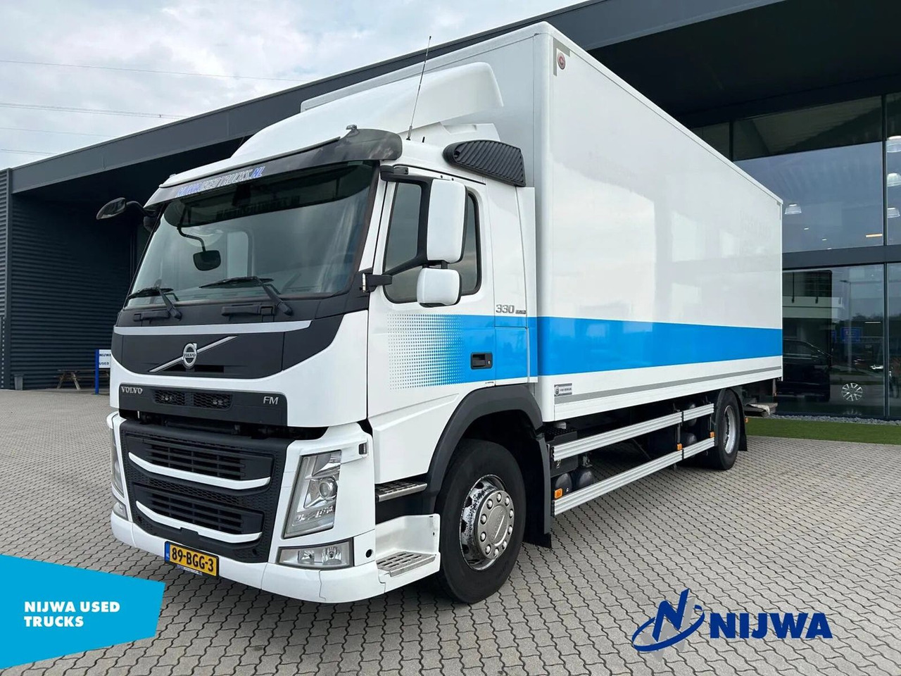 Volvo FM 330 Schuifzeil + Laadklep - Camión lona: foto 1 Volvo FM 330 Schuifzeil + Laadklep - Camión lona: foto 1