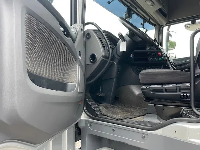 DAF XF 440 FT EURO6 Manual - Cabeza tractora: foto 4 DAF XF 440 FT EURO6 Manual - Cabeza tractora: foto 4