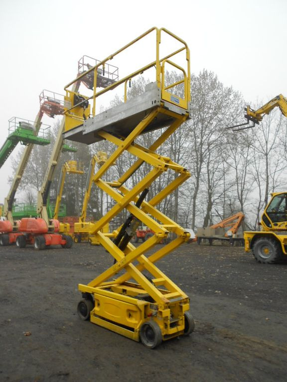 JLG JLG 1930 ES, Scherenarbeitsbühne AH 8 m  - Plataforma de tijeras: foto 4 JLG JLG 1930 ES, Scherenarbeitsbühne AH 8 m  - Plataforma de tijeras: foto 4