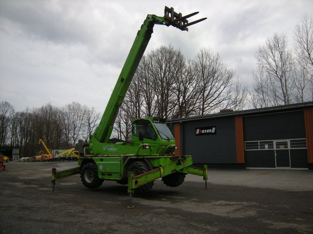 Merlo RT 4025 Roto 45.21 MCSS - Manipulador telescópico: foto 1 Merlo RT 4025 Roto 45.21 MCSS - Manipulador telescópico: foto 1