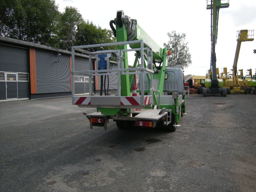 Camión con plataforma elevadora Nissan NT 400 Cabstar mit Palfinger P260BK, 21m: foto 15