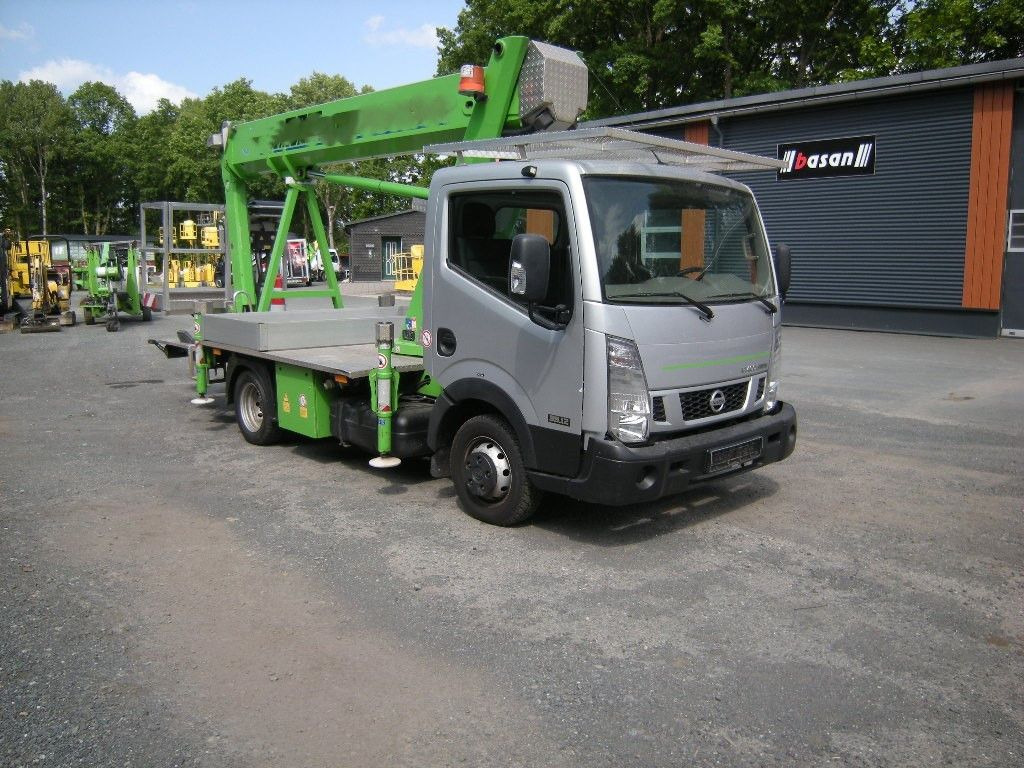 Camión con plataforma elevadora Nissan NT 400 Cabstar mit Palfinger P260BK, 21m: foto 19