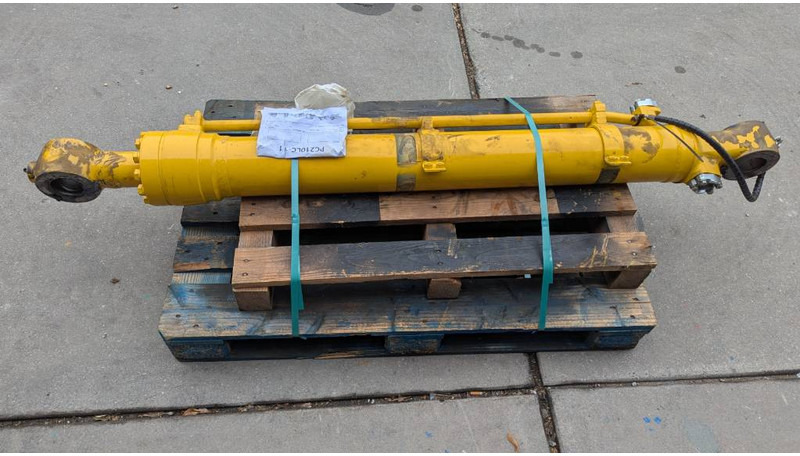 Komatsu PC210LC-10 / -11 - BUCKET CYLINDER - 707-E1-01300 - Excavadora de cadenas: foto 4 Komatsu PC210LC-10 / -11 - BUCKET CYLINDER - 707-E1-01300 - Excavadora de cadenas: foto 4