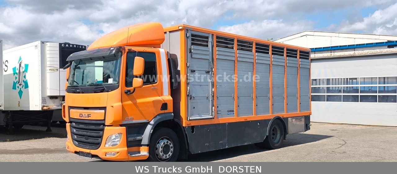 DAF CF 400 Menke Einstock - Camión para caballos: foto 3 DAF CF 400 Menke Einstock - Camión para caballos: foto 3