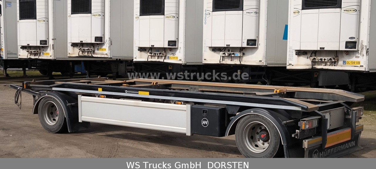 Hüffermann HAR 20.67 Abrollanhänger Doppelbereifung - Remolque multilift/ Portacontenedores de cadenas: foto 1 Hüffermann HAR 20.67 Abrollanhänger Doppelbereifung - Remolque multilift/ Portacontenedores de cadenas: foto 1