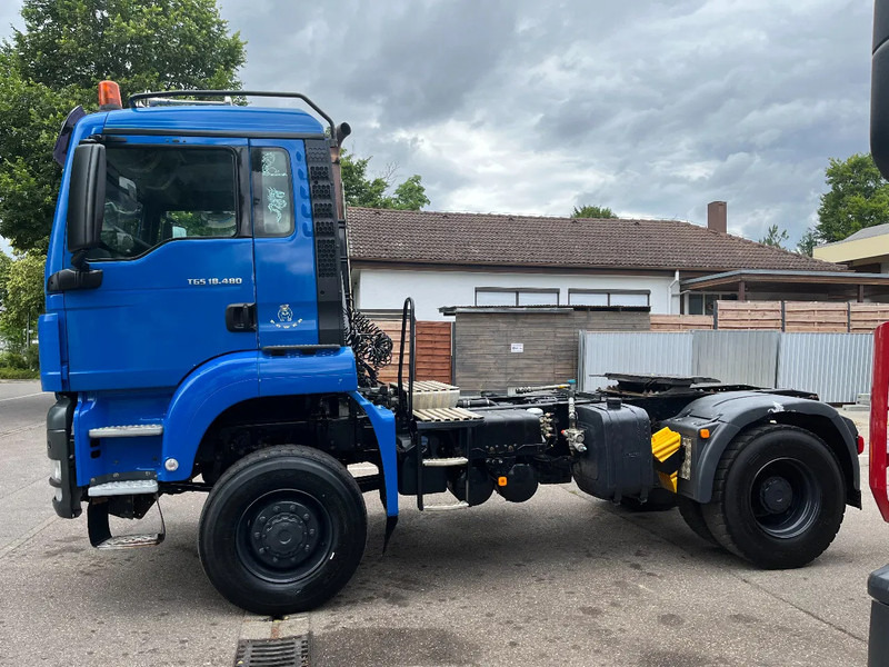 MAN TGS 18.480 AS ORIGINAL 4x4 ALLRAD !! kein HYDRO!*VOLL BLATT !*Intarder ! - Cabeza tractora: foto 1 MAN TGS 18.480 AS ORIGINAL 4x4 ALLRAD !! kein HYDRO!*VOLL BLATT !*Intarder ! - Cabeza tractora: foto 1