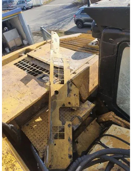 Excavadora de cadenas Caterpillar 3 Stück! 328D TUNNELBAG Tiefl. Schild Ripper 328D TUNNELBAGGER Tiefl. Schild Ripper: foto 20 Excavadora de cadenas Caterpillar 3 Stück! 328D TUNNELBAG Tiefl. Schild Ripper 328D TUNNELBAGGER Tiefl. Schild Ripper: foto 20