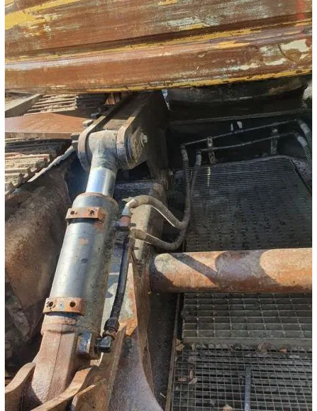 Excavadora de cadenas Caterpillar 3 Stück! 328D TUNNELBAG Tiefl. Schild Ripper 328D TUNNELBAGGER Tiefl. Schild Ripper: foto 16 Excavadora de cadenas Caterpillar 3 Stück! 328D TUNNELBAG Tiefl. Schild Ripper 328D TUNNELBAGGER Tiefl. Schild Ripper: foto 16