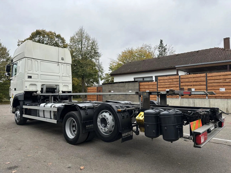 DAF XF 106 2 x 450 SSC 6X2 Jumbo Multiwechsl VANTEC - Camión portacontenedore/ Intercambiable: foto 3 DAF XF 106 2 x 450 SSC 6X2 Jumbo Multiwechsl VANTEC - Camión portacontenedore/ Intercambiable: foto 3